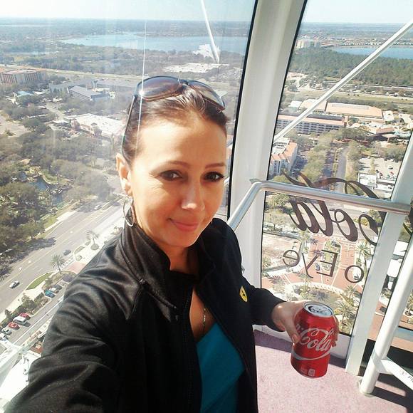 Meet your Posher, Elena - Picture 1 of 1